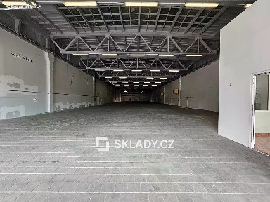 Pronájem skladového prostoru 1463 m² Praha
