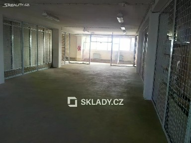 Pronájem skladového prostoru 456 m² Praha - Horní Počernice