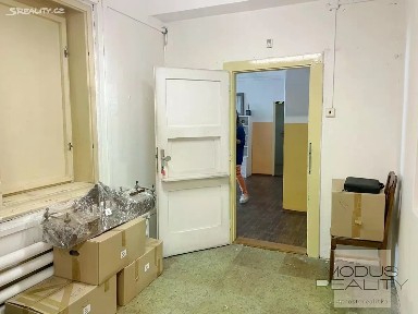 Pronájem skladového prostoru 16 m² V Korytech, Praha - Záběhlice