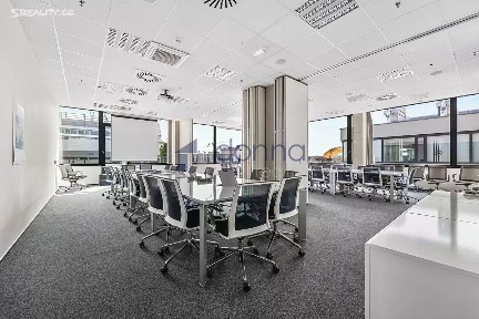 Pronájem kanceláře 1398 m² Laurinova, Praha - Stodůlky