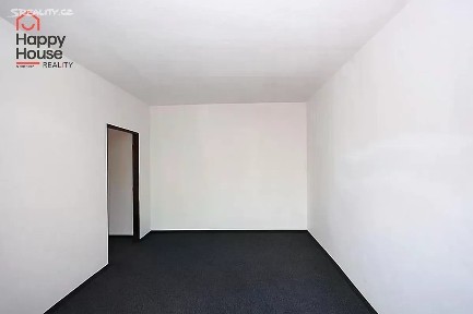 Pronájem kanceláře 28 m² Přístavní, Praha - Holešovice