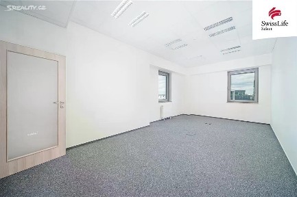 Pronájem kanceláře 154 m² Vyskočilova, Praha - Michle