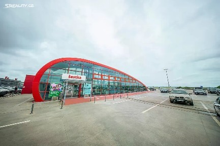 Pronájem obchodního prostoru 37 m²