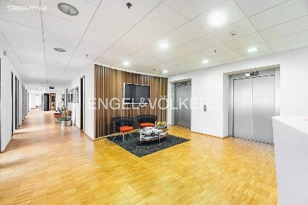 Pronájem kanceláře 330 m² Jankovcova, Praha - Holešovice