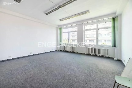 Pronájem kanceláře 32 m² Hartigova, Praha - Žižkov