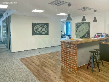 Pronájem kanceláře 539 m² Nádražní, Praha - Smíchov