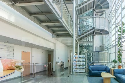 Pronájem kanceláře 251 m² Třebohostická, Praha - Strašnice