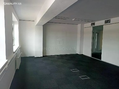 Pronájem kanceláře 762 m² Podvinný mlýn, Praha - Libeň