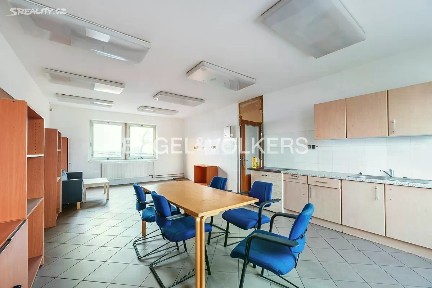 Pronájem kanceláře 719 m² Přátelství, Praha - Uhříněves