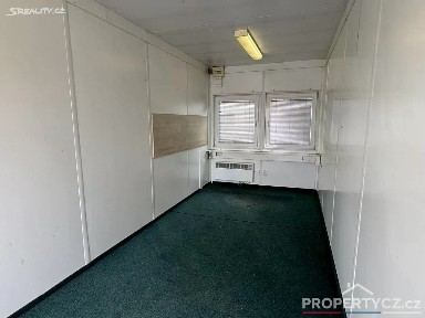 Pronájem skladového prostoru 14 m² K Žižkovu, Praha - Vysočany