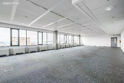 Pronájem kanceláře 1106 m² Prosecká, Praha - Prosek
