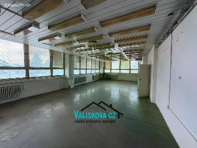 Pronájem skladového prostoru 7000 m²