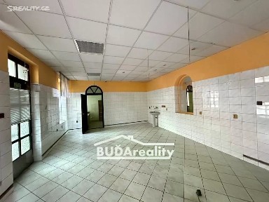Pronájem obchodního prostoru 90 m² Masarykova, Tlumačov