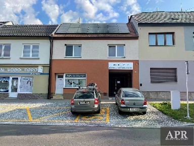 Pronájem obchodního prostoru 200 m²