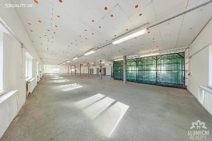 Pronájem skladového prostoru 391 m²