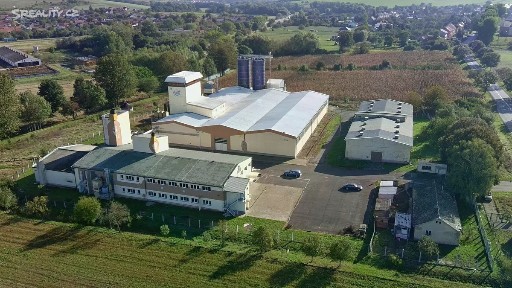 Pronájem skladového prostoru 977 m²