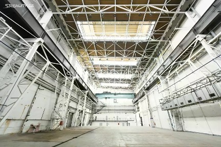 Pronájem výrobní haly, prostoru 1980 m²