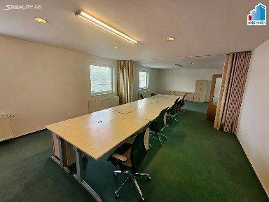 Pronájem kanceláře 114 m²