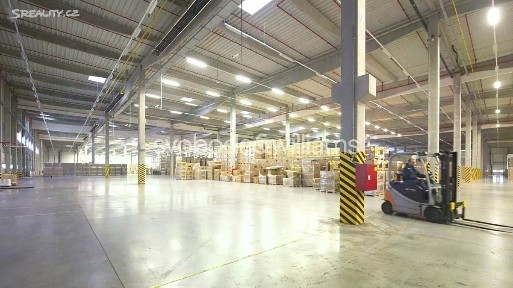 Pronájem výrobní haly, prostoru 5808 m²
