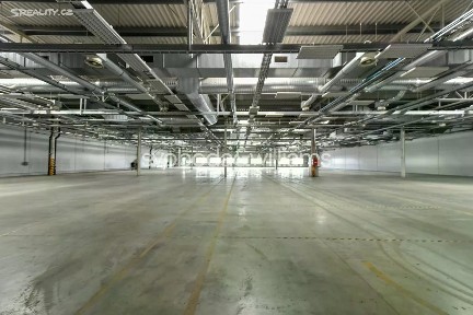 Pronájem výrobní haly, prostoru 10000 m²