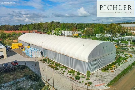 Pronájem výrobní haly, prostoru 1396 m²