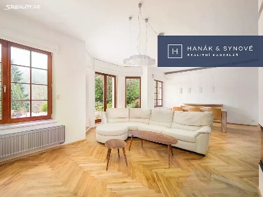 Prodej rodinného domu 253 m², pozemek 2546 m² Lesní, Popůvky