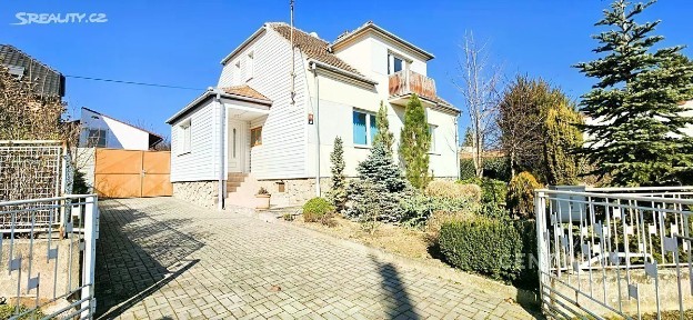 Miroslav, Znojmo, Husova