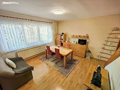 Prodej rodinného domu 191 m², pozemek 1228 m² Dědina, Hlohovec