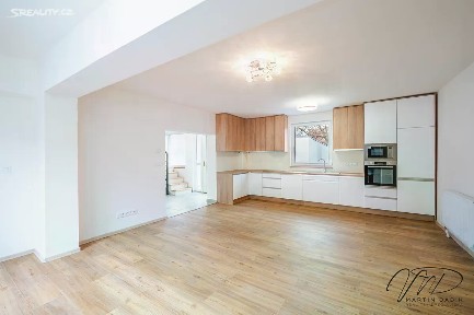 Prodej rodinného domu 188 m², pozemek 372 m² Pravlov