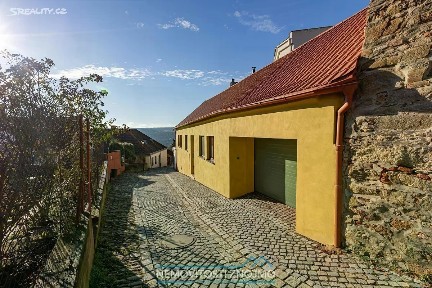 Prodej rodinného domu 184 m², pozemek 184 m² Úvoz, Znojmo