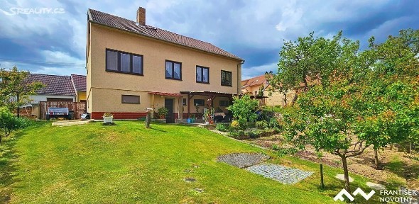 Prodej rodinného domu 289 m², pozemek 438 m² Bohutice