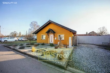 Prodej rodinného domu 105 m², pozemek 143 m² Šaratice
