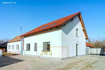 Prodej rodinného domu 176 m², pozemek 215 m² Novosedly