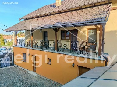 Prodej rodinného domu 340 m², pozemek 127 m² Bulhary