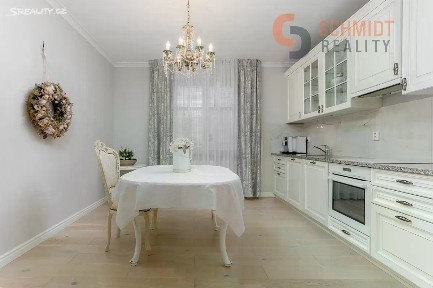 Prodej rodinného domu 159 m², pozemek 468 m² Dlouhá, Vracov