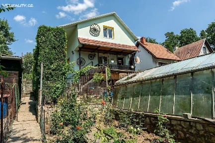 Prodej chaty 61 m², pozemek 899 m² Hradčany