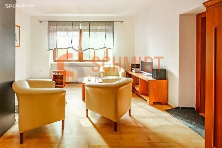 Prodej rodinného domu 596 m², pozemek 781 m² Husova, Mikulov