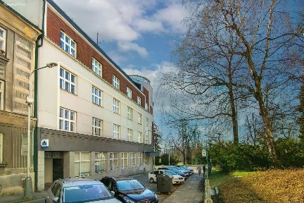 Pronájem kanceláře 153 m²