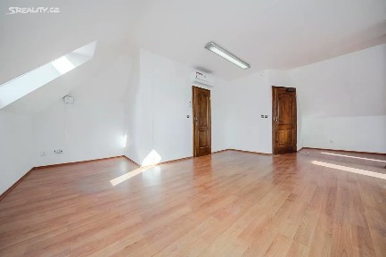 Pronájem kanceláře 38 m²