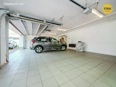 Pronájem kanceláře 250 m²