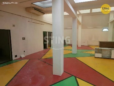 Pronájem kanceláře 206 m²