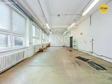 Pronájem komerční nemovitosti 556 m²