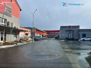 Pronájem skladového prostoru 836 m²