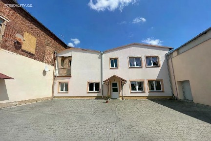 Pronájem rodinného domu 450 m², pozemek 1 m² Evropská, Cheb