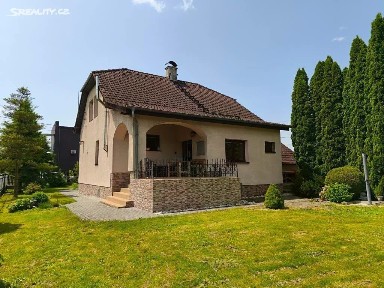 Prodej rodinného domu 286 m², pozemek 739 m² Petřvald