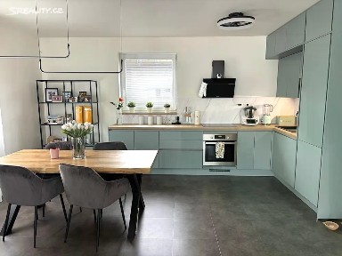 Prodej rodinného domu 200 m², pozemek 387 m² Zastavěná, Ostrava - Hrabová