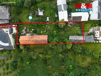 Prodej rodinného domu 240 m², pozemek 1639 m²