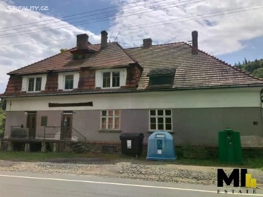 Prodej vily 325 m², pozemek 1498 m² Hošťálkovy - Vraclávek