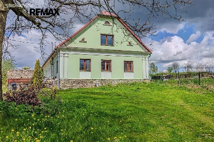 Prodej chalupy 460 m², pozemek 4142 m² Razová