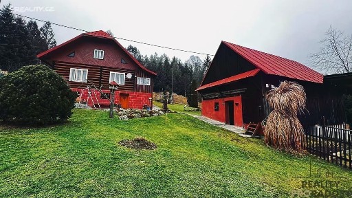 Prodej chalupy 325 m², pozemek 1550 m²